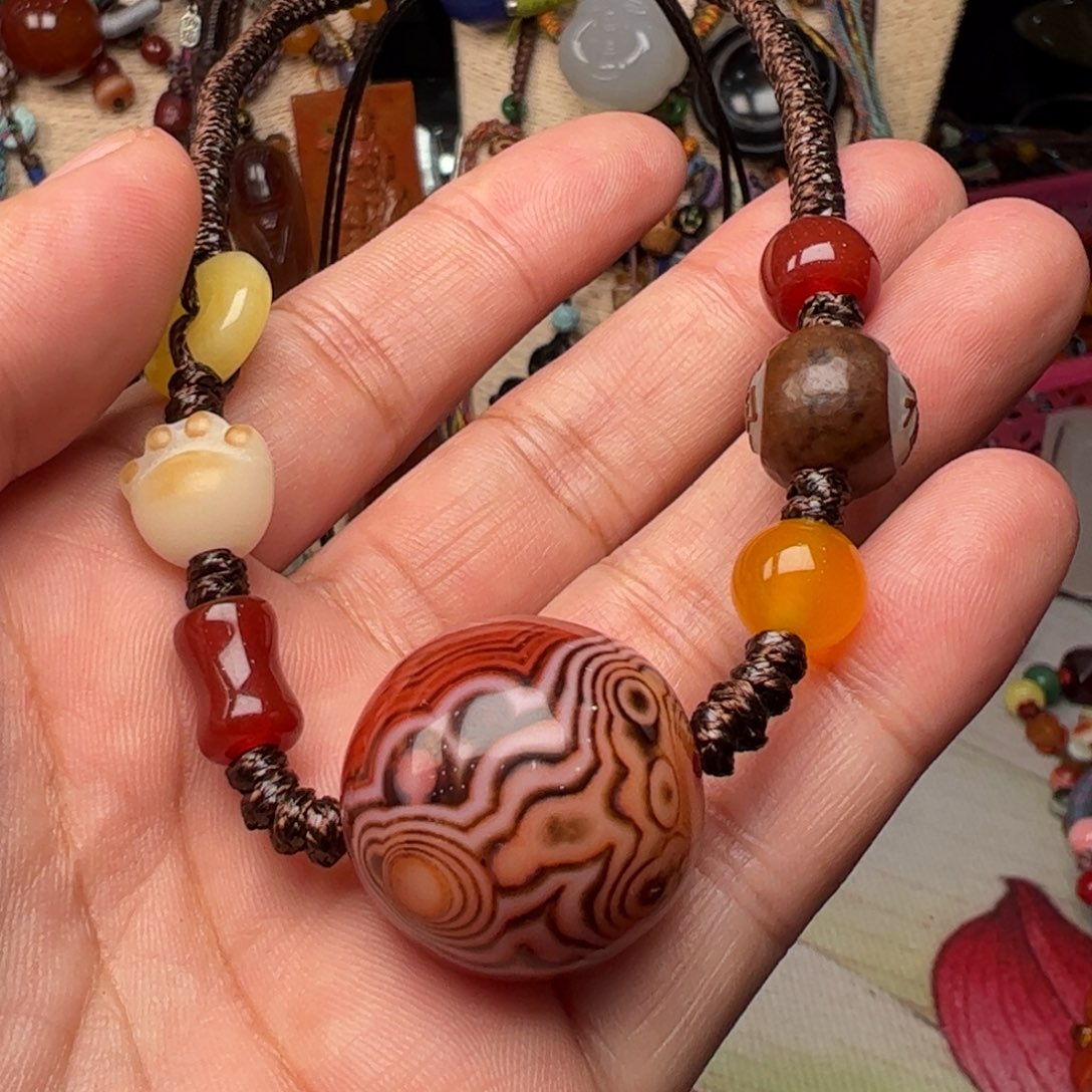 玛瑙/玉髓颈饰未镶嵌