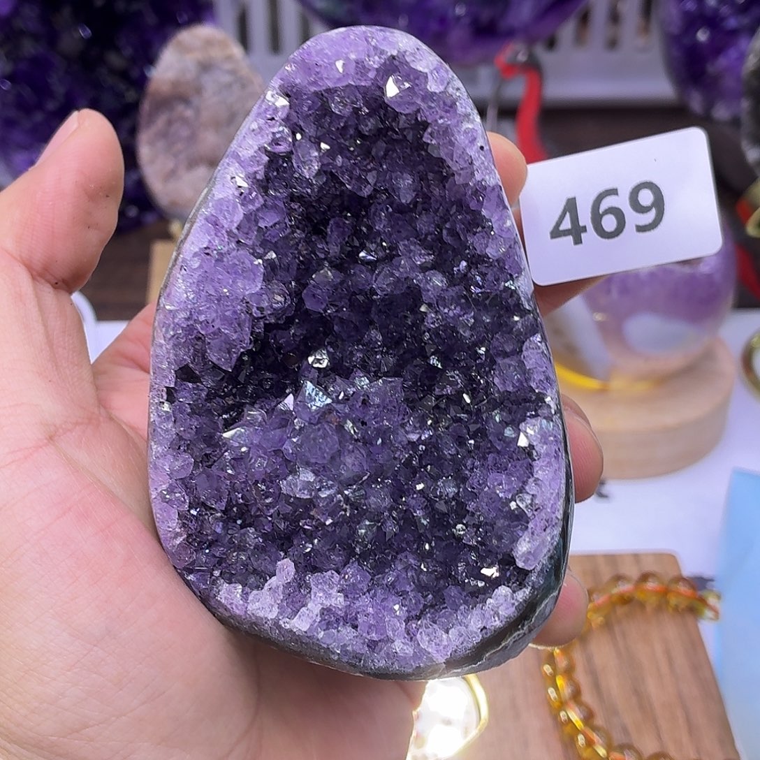 紫晶未镶嵌大型摆件（非配饰）