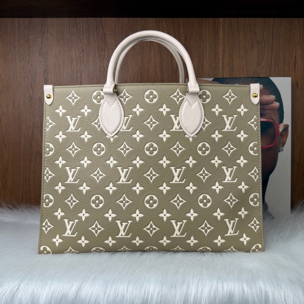 99新 LouisVuitton/路易威登 青苔色中号onthego背提包托特包