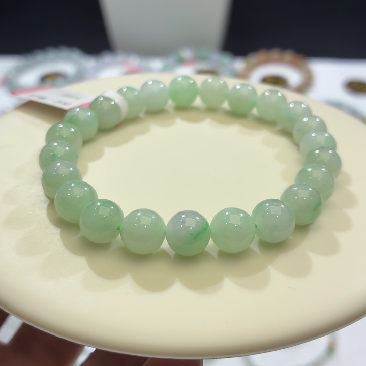 翡翠未镶嵌手链卡8.3