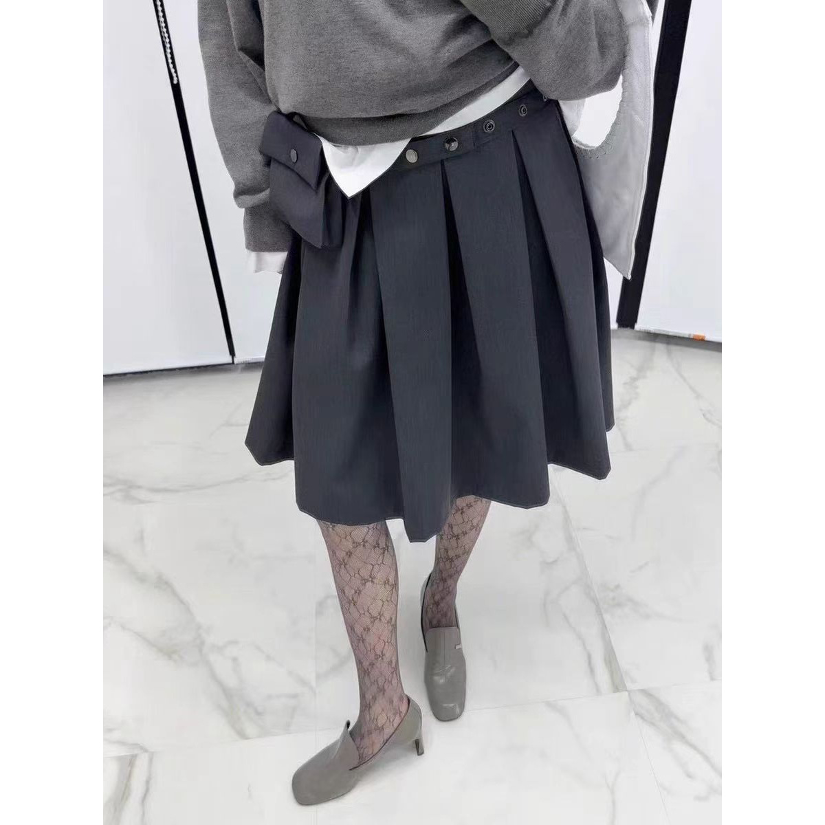 韩单 hel*er 设计感包包腰带百褶裙洋气时髦显瘦含腰包半身裙中裙