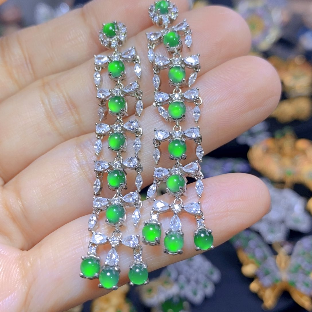 翡翠耳钉银S925镶嵌天然翡翠