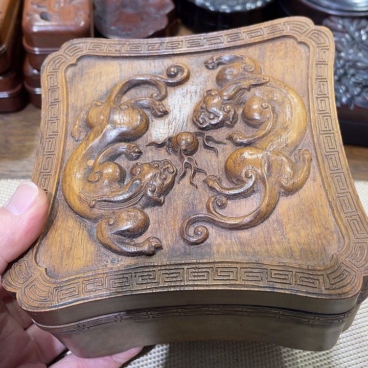 香榧木*️***过大年放大漏了