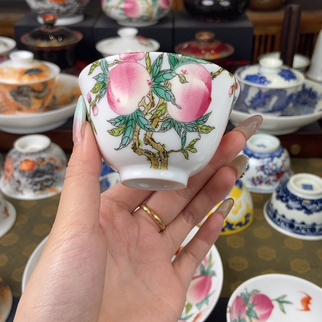 陶瓷艺术家的作品是