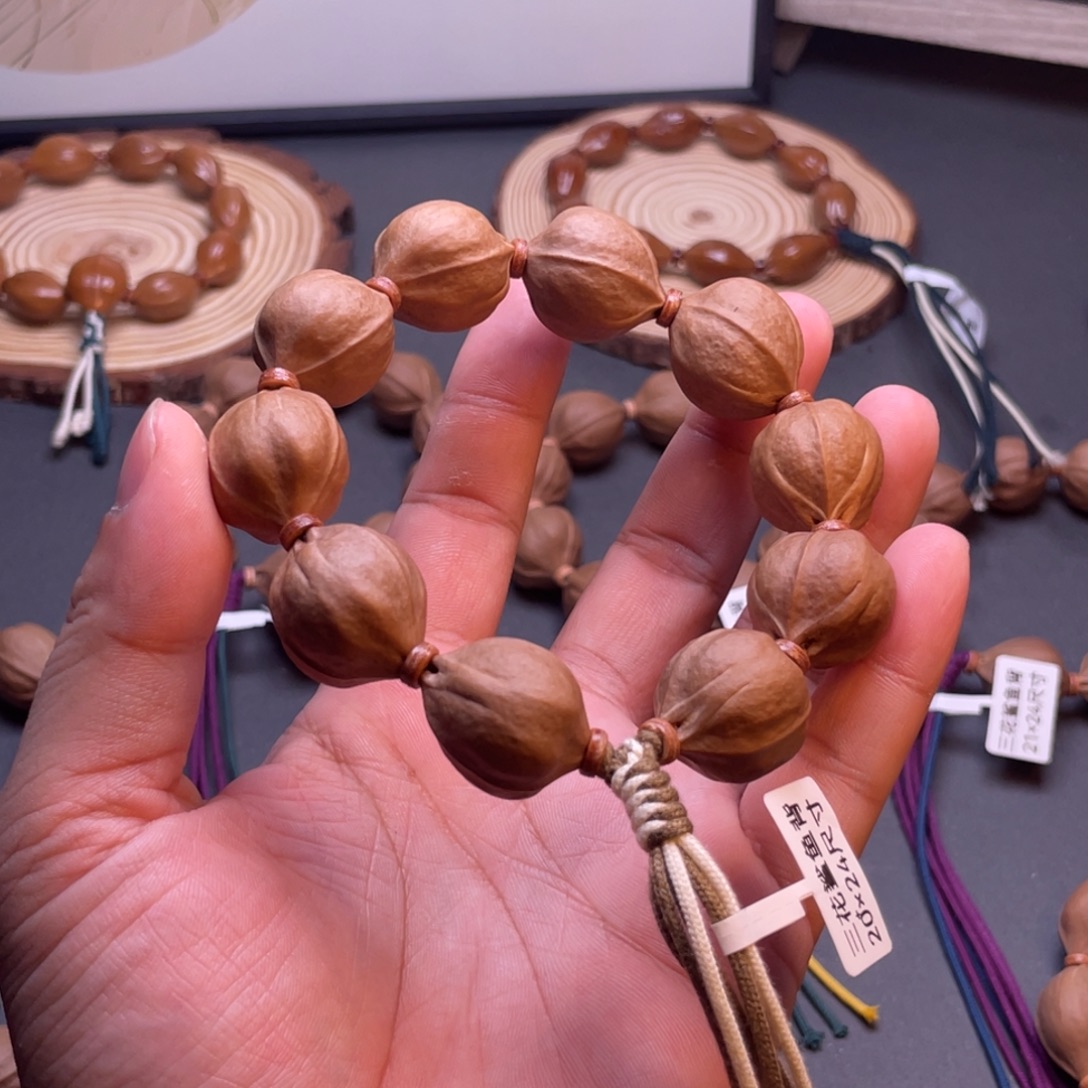 肚***噜手串橄榄核梅林铁核三花鲨鱼背原皮素串20×24尺寸