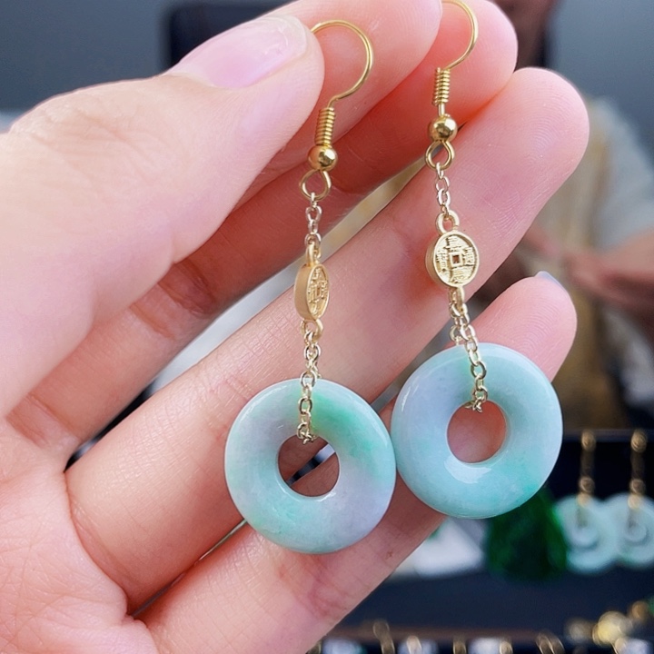 翡翠耳饰未镶嵌饰品