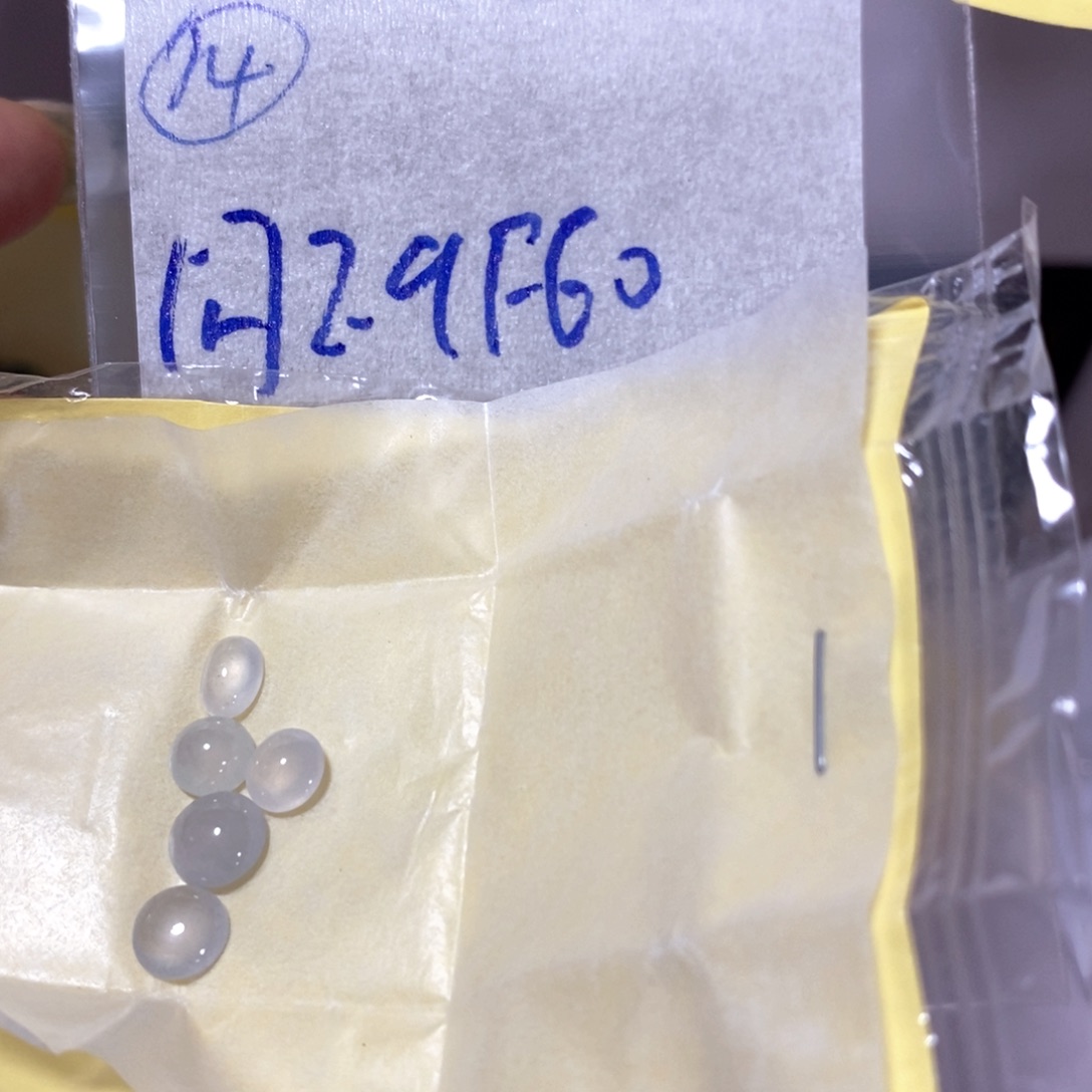 定制翡翠未镶嵌不