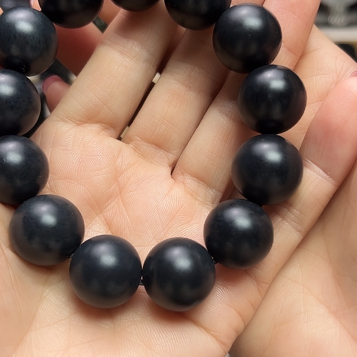 和田玉（墨玉）未镶嵌颈饰卡18圆珠福利款