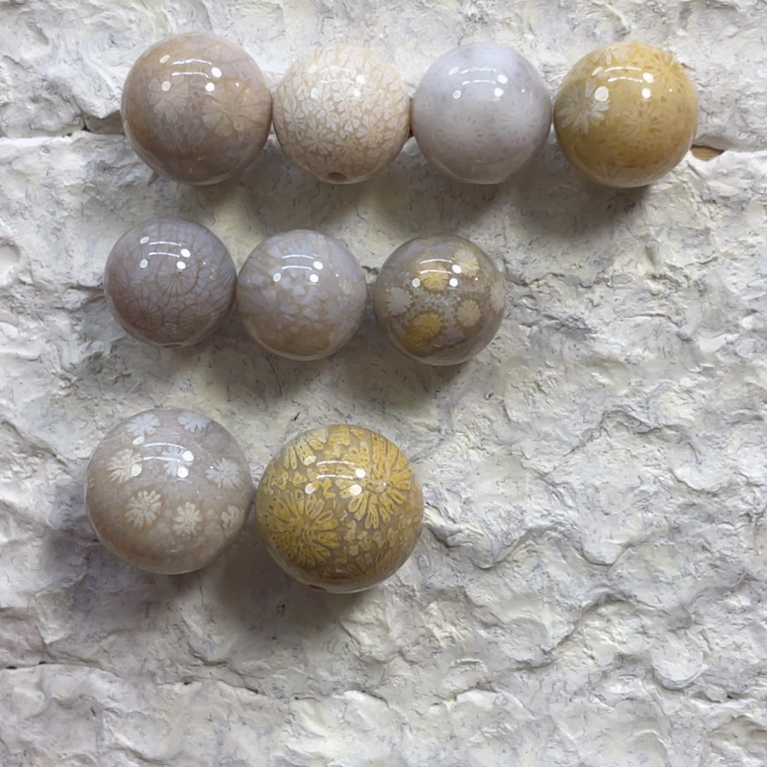 伤***嘟硅化玉未镶嵌颈饰k223