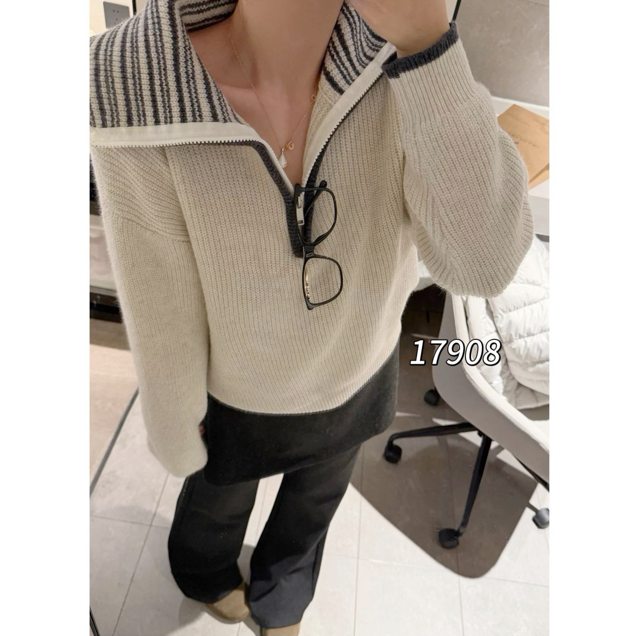 17908（部分无水洗唛介意慎拍）WANGDAN撞色条纹半拉链针织衫