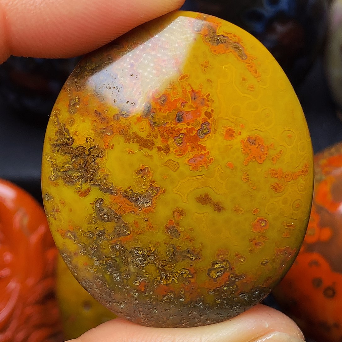 未镶嵌颈饰玛瑙/玉髓青**水