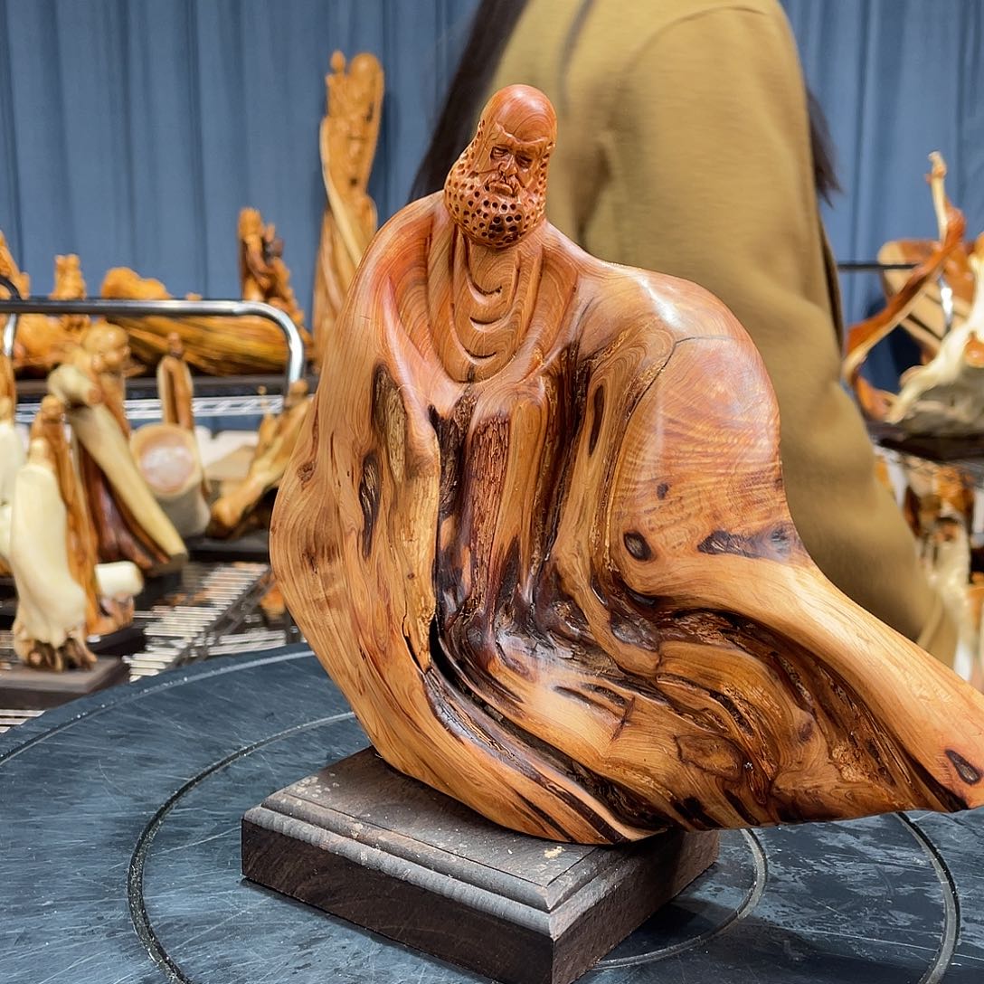 柏木（崖柏）随型艺术根雕