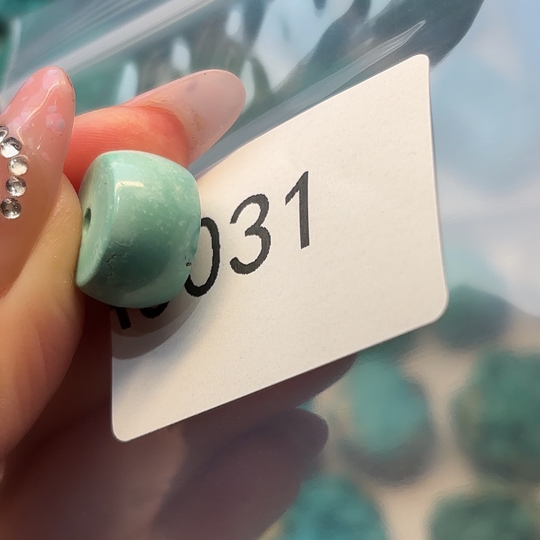 绿松石未镶嵌绿松石老型