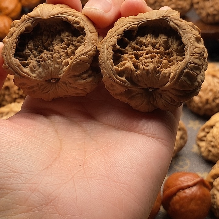 文玩核桃吊坠抖**音尺寸