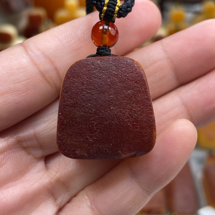 【闪购商品】琥珀颈饰未镶嵌