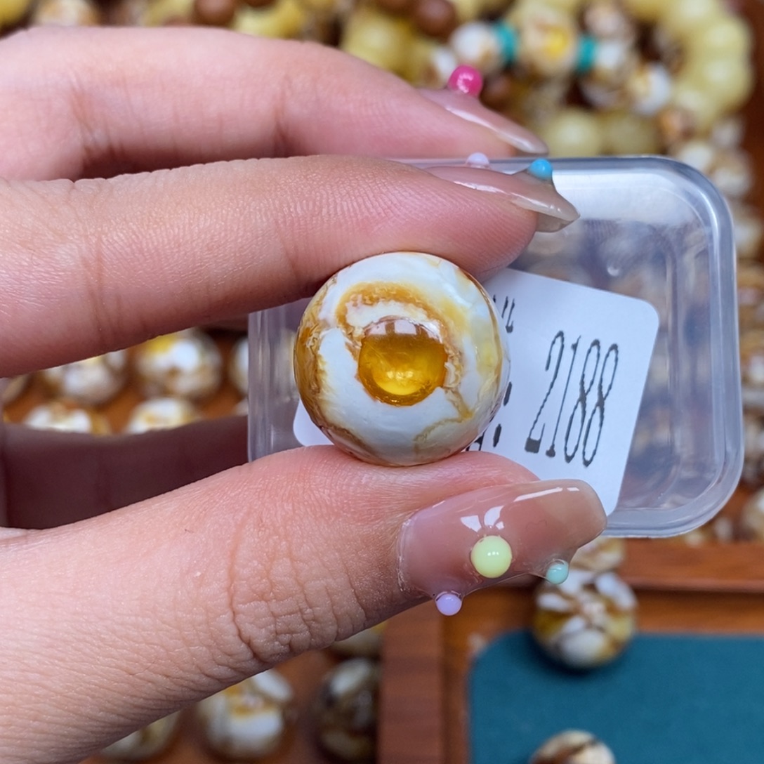 把件猴头核桃沁色圆珠老型2188