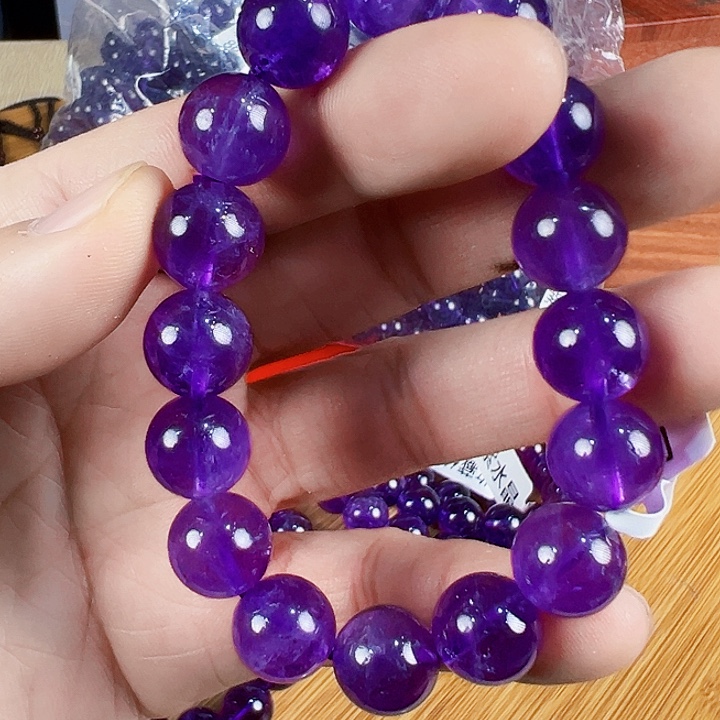 未镶嵌紫晶手链收藏价值最高有收藏意义