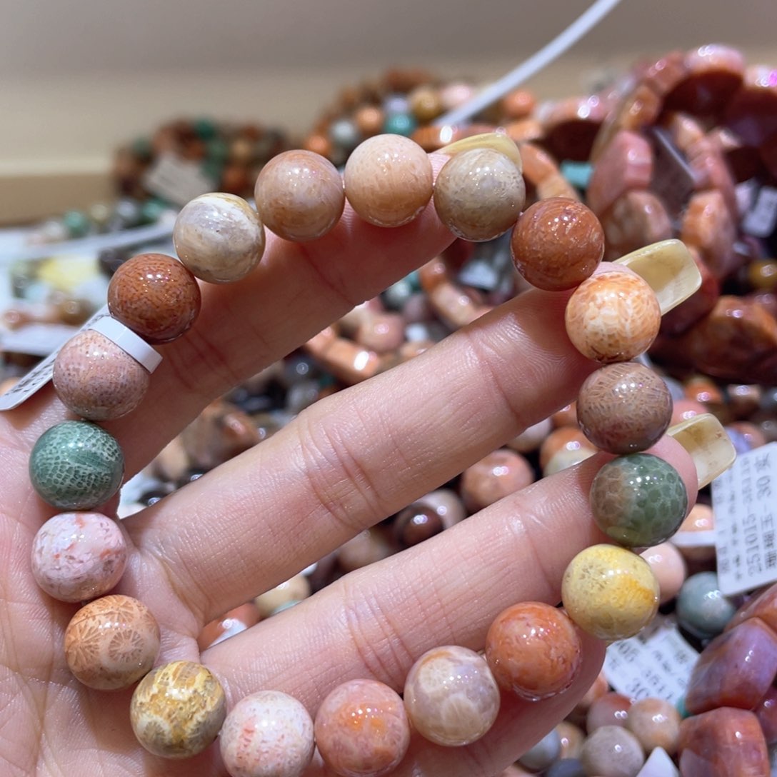 未镶嵌手链硅化珊瑚（珊瑚玉）990