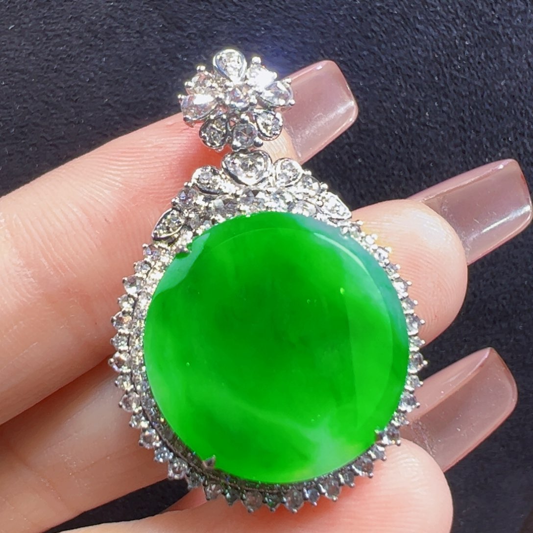 翡翠吊坠(不含链)18K金镶嵌吊坠