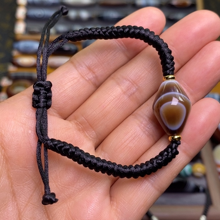 未镶嵌玛瑙/玉髓珠宝奇石