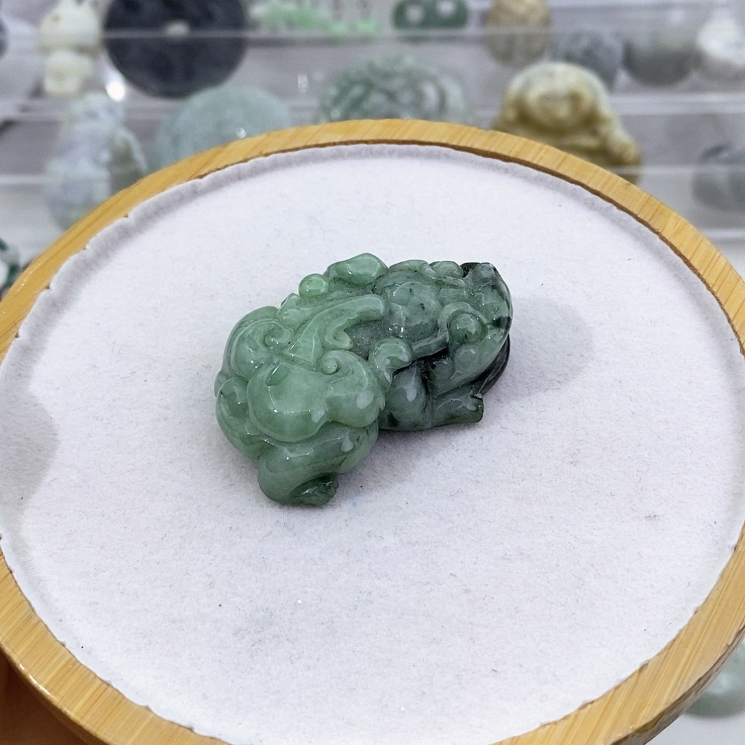 裸石翡翠天然缅甸翡翠A货 大貔貅