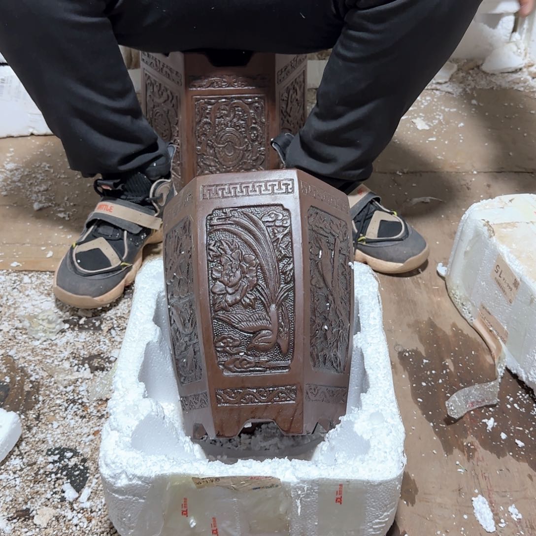 紫砂花盆瑕疵和瑕疵的