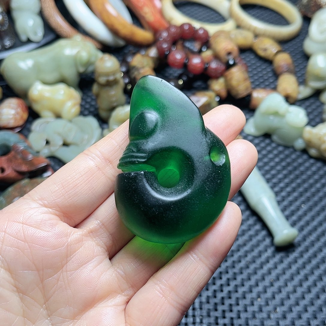 白玉菩提吊坠摆件