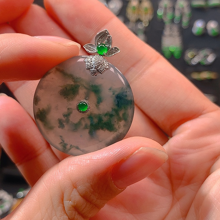 翡翠戒指18K金镶嵌精****耳钉