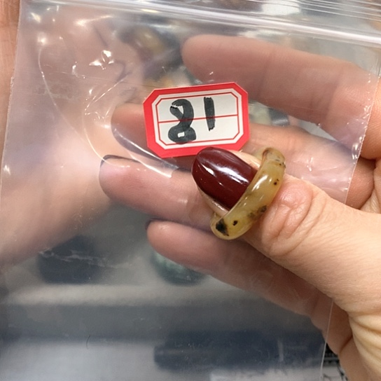 蛇纹石玉戒指未镶嵌萧*嘻