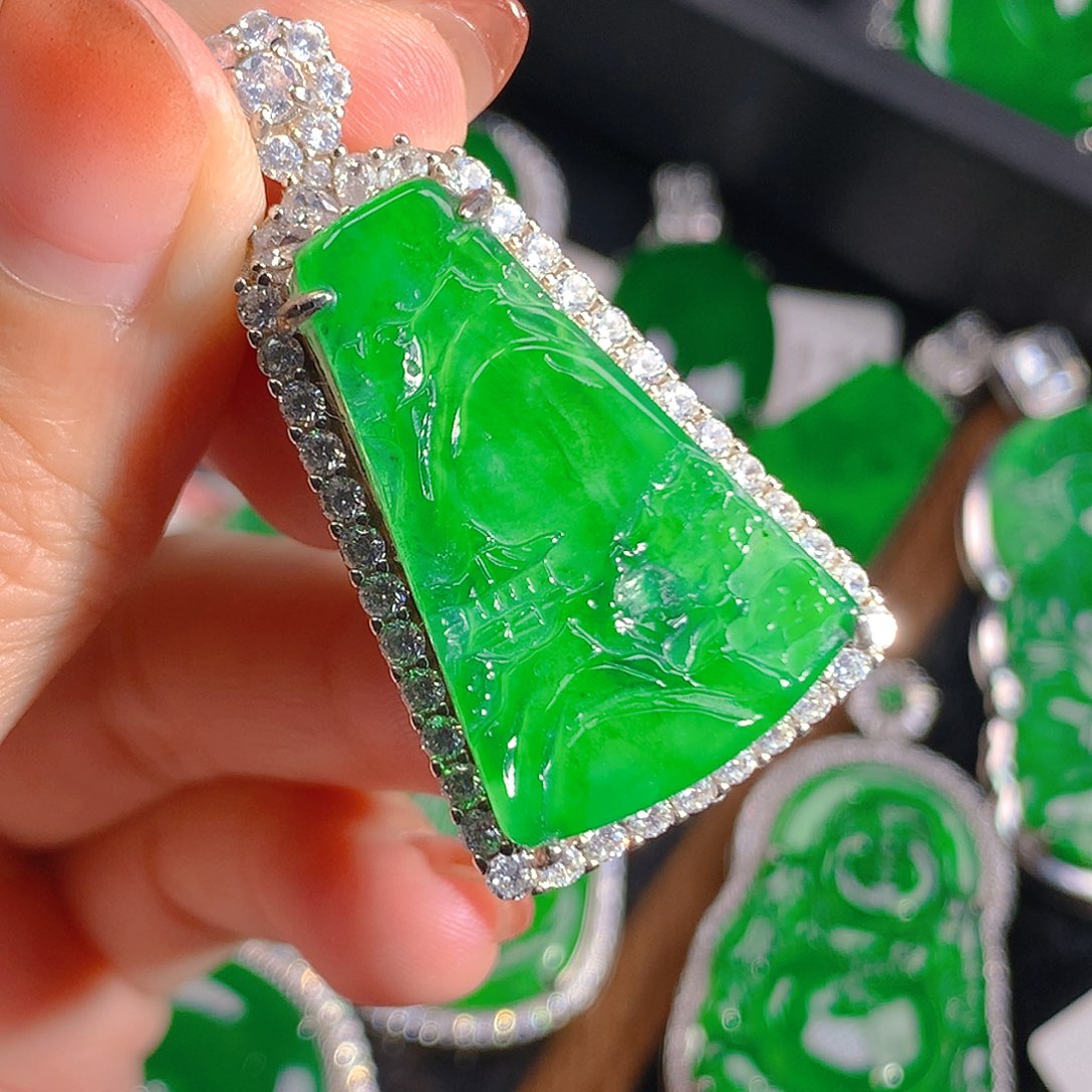 翡翠吊坠(不含链)未镶嵌