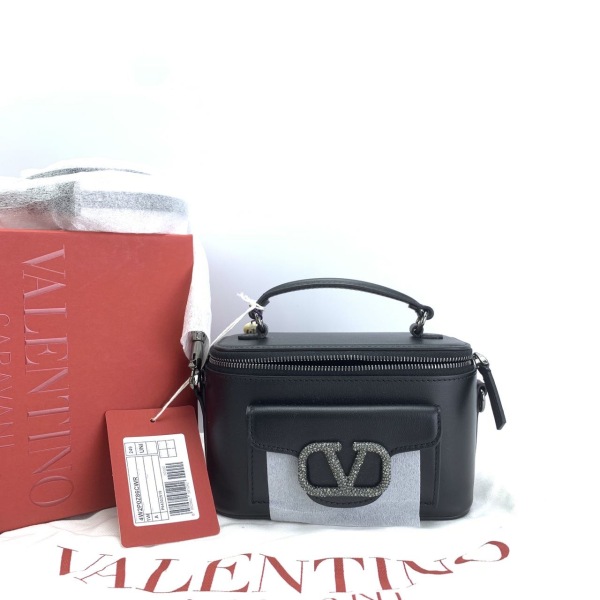 未使用/华伦天奴/市场价23000/包包/250305MM0021