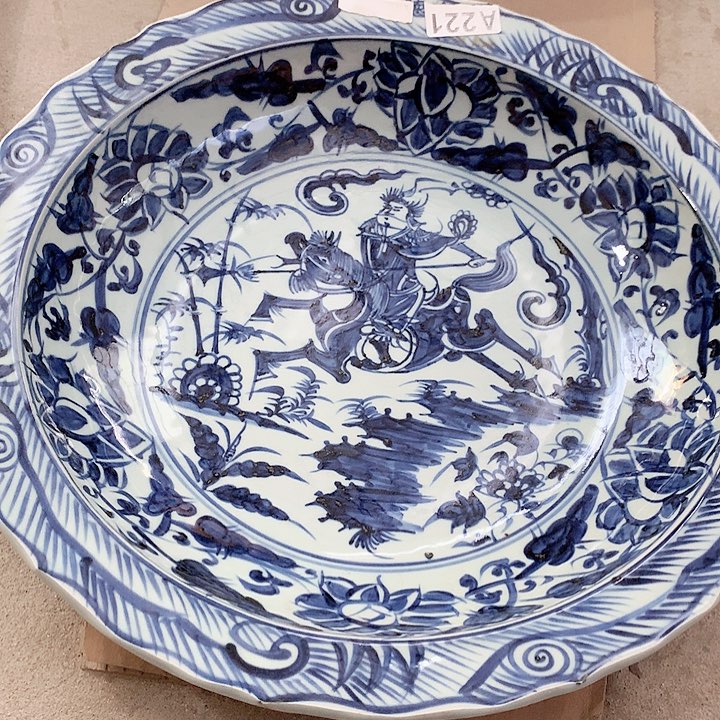 瓷片我也好可爱的啊哈