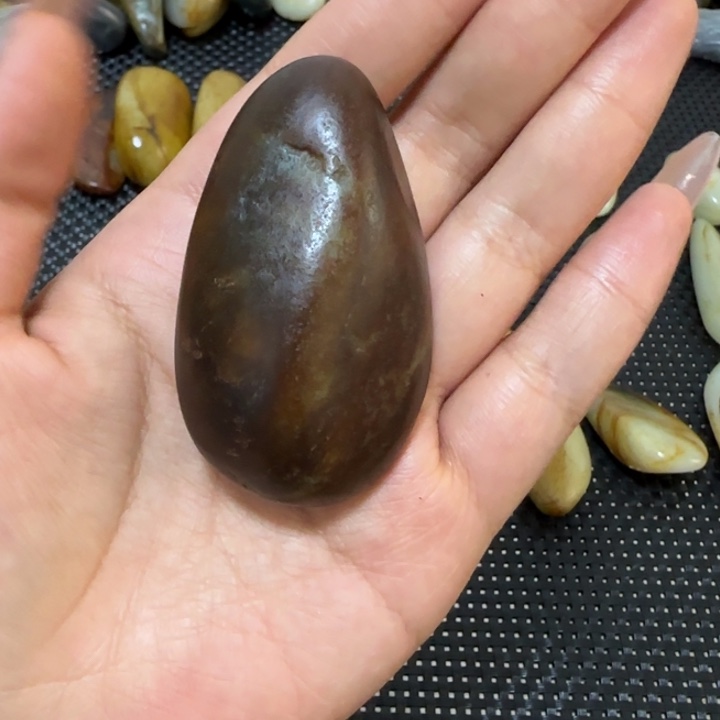 寒***隐未镶嵌和田玉（糖玉）挂件