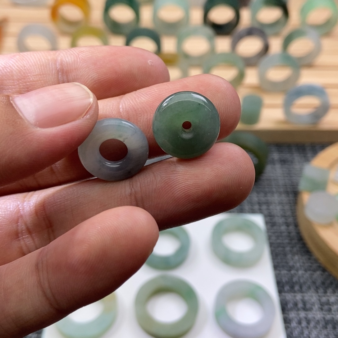 翡翠颈饰未镶嵌璟一珠宝翡翠成品