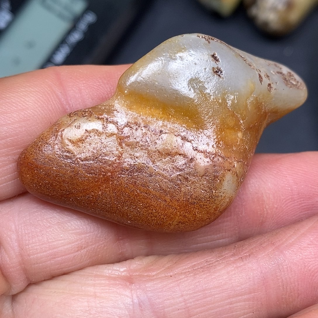 和田玉未镶嵌珠宝奇石