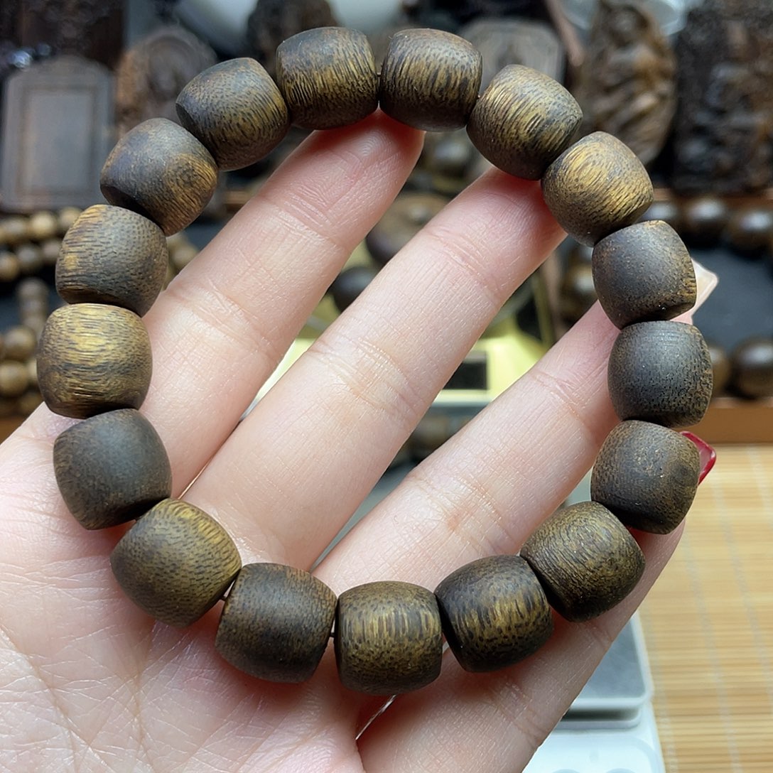 沉香手串韩*妍芽庄白奇