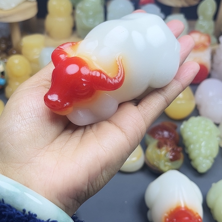 玉石雕刻品碧玺（处理）洒*