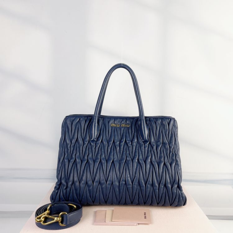 95新/缪缪/C9207208320/[PY1128B0028]