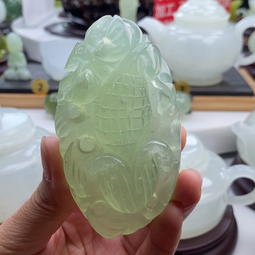 未镶嵌岫玉四大名玉把件