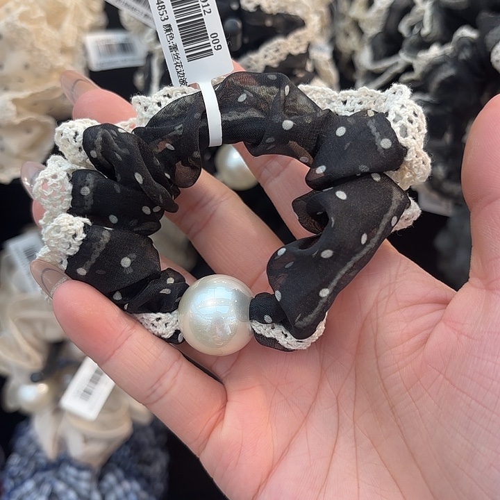 铁合金皮质黑色波点