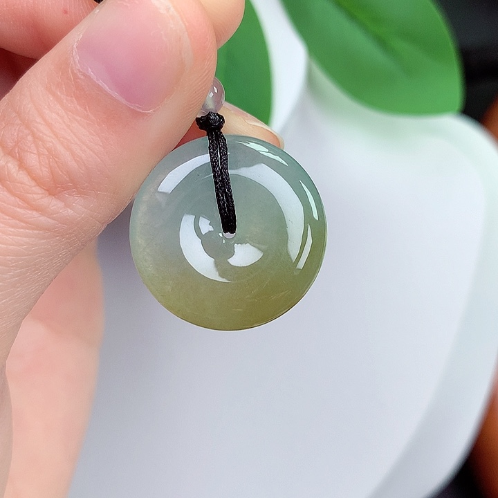 颈饰未镶嵌翡翠23.3-5.5mm