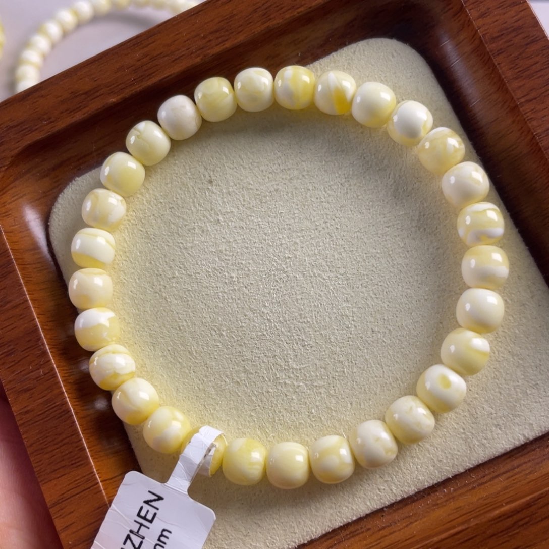 琥珀未镶嵌手链7mm奶瓷白浓蜡妖花