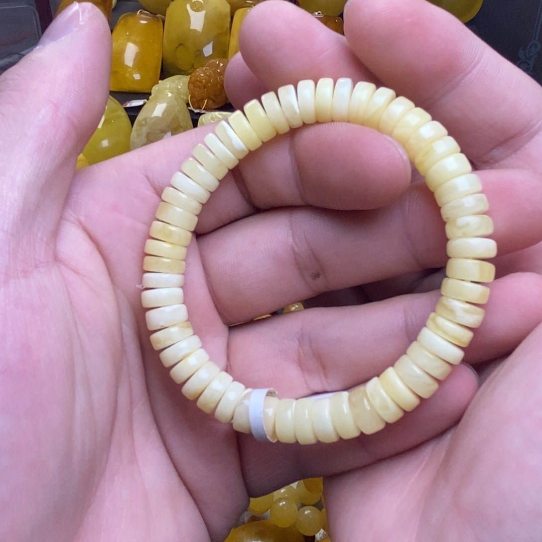 琥珀未镶嵌裸石蜜蜡