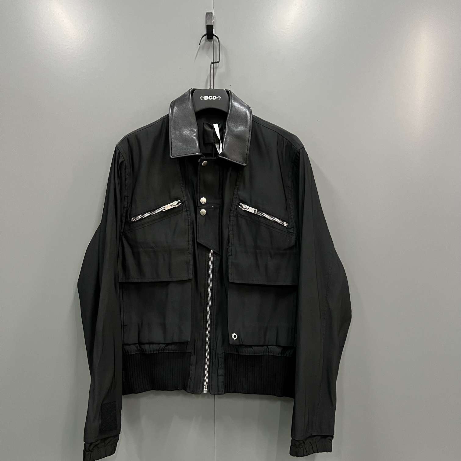 95新 Givenchy/纪梵希 （jp）206 黑色拼皮拉链夹克 48码