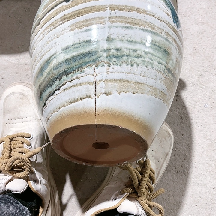 红陶口径27高度31一只瑕疵