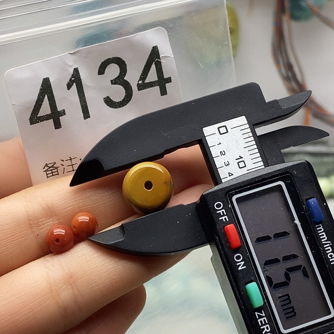 南红玛瑙未镶嵌颈饰