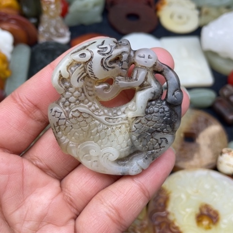 蛇纹石玉颈饰未镶嵌29