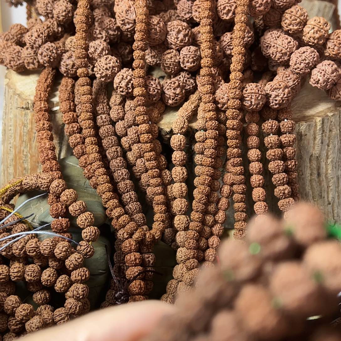 金刚菩提吊坠福利雪花，一条保手持