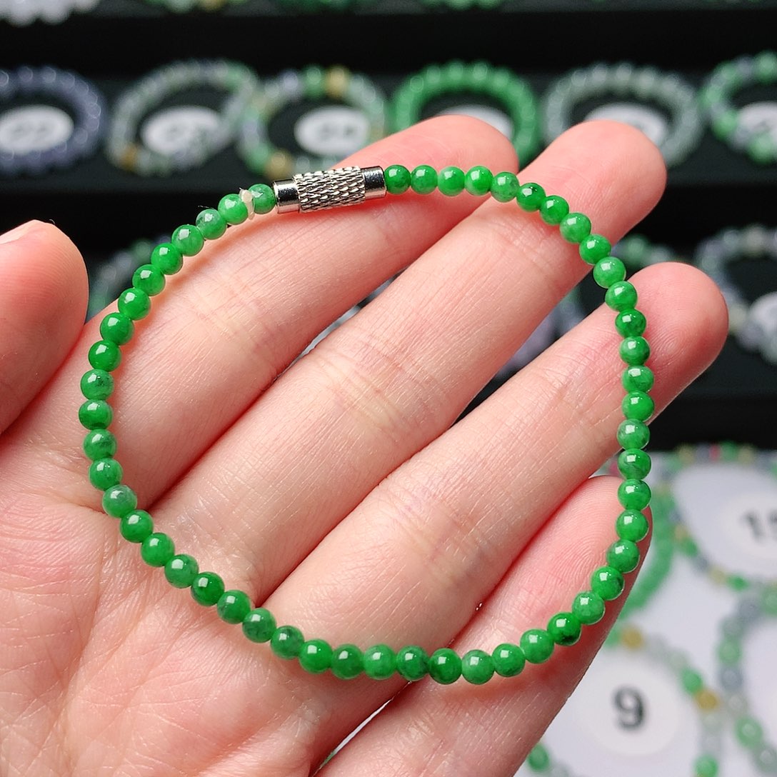 翡翠手链未镶嵌翡翠