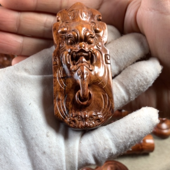 黄花梨/降香黄檀袁*生把件